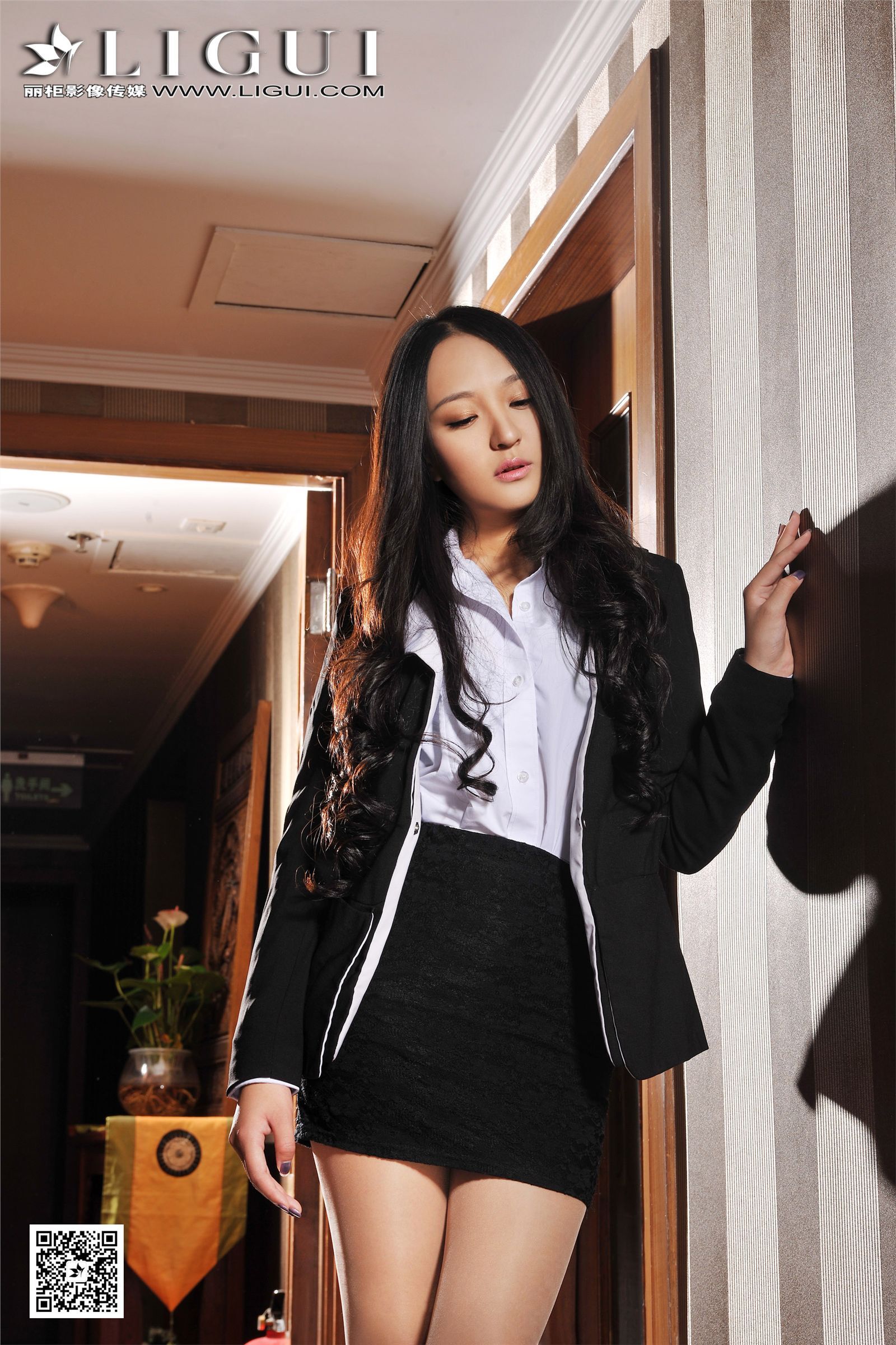 [Ligui丽柜]2016.04.14 网络丽人 Model Amily