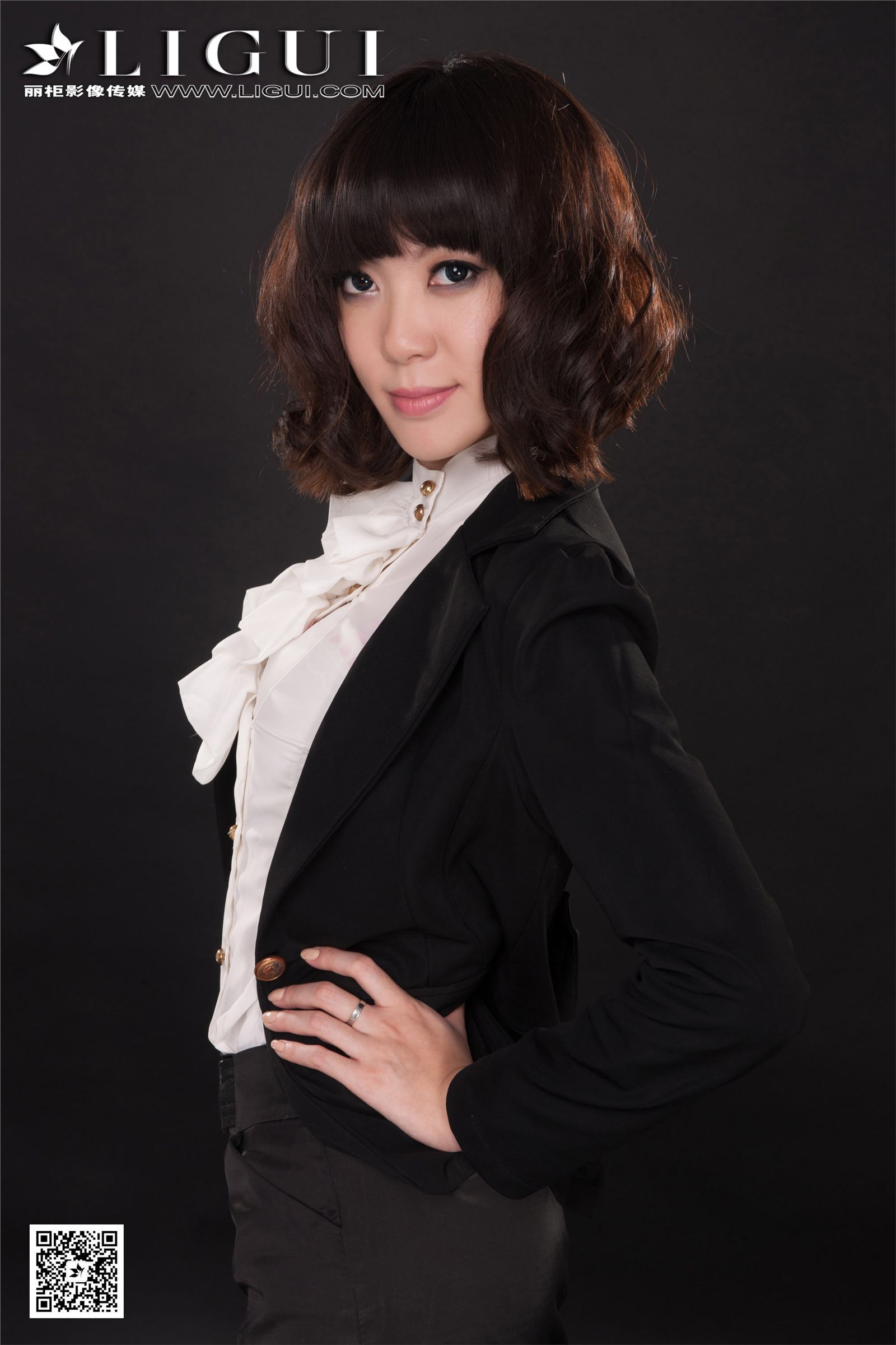 [Ligui丽柜]2016.06.11 网络丽人 Model 乐乐