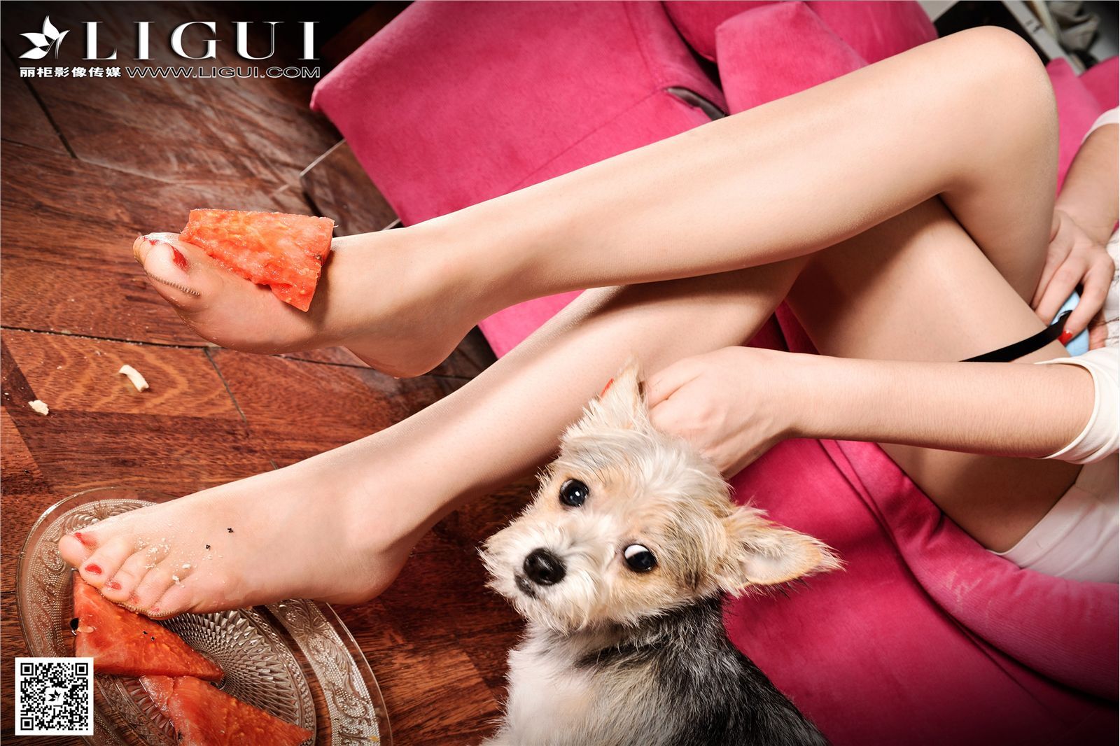 丽柜另类视觉 2016-10-09 第083期 MODEL允儿