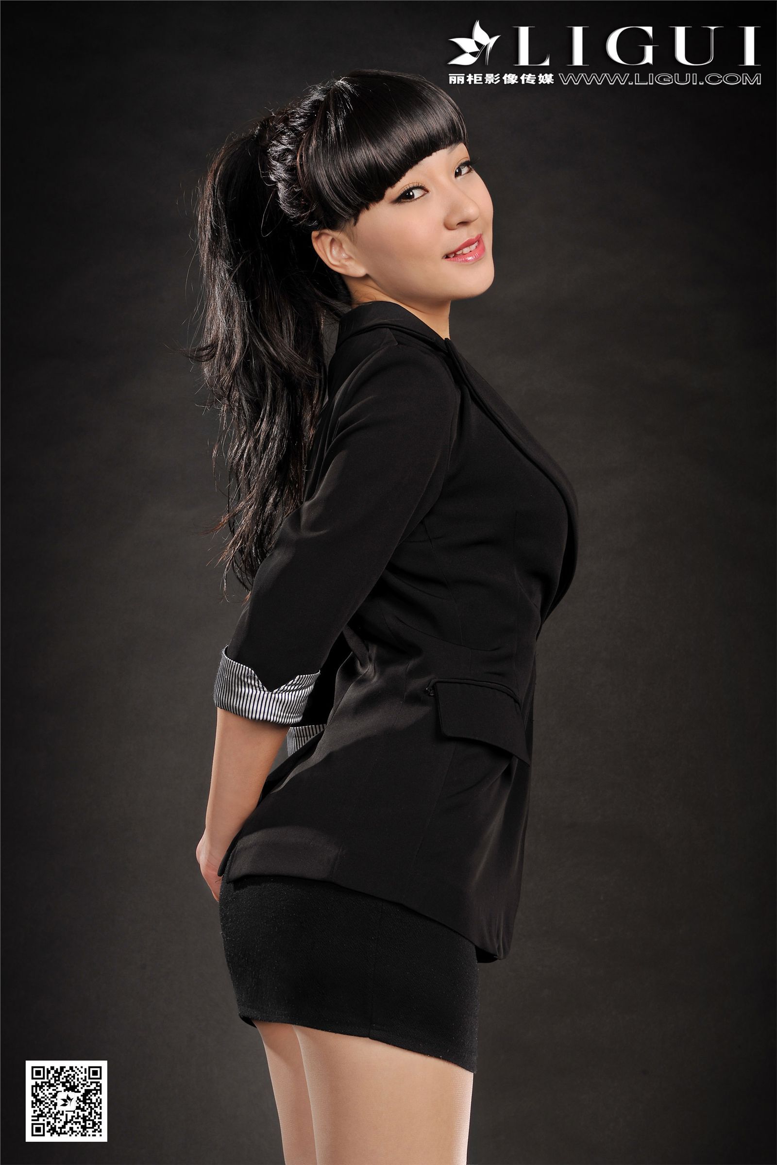 [Ligui丽柜]2016.12.18 网络丽人 Model Amily
