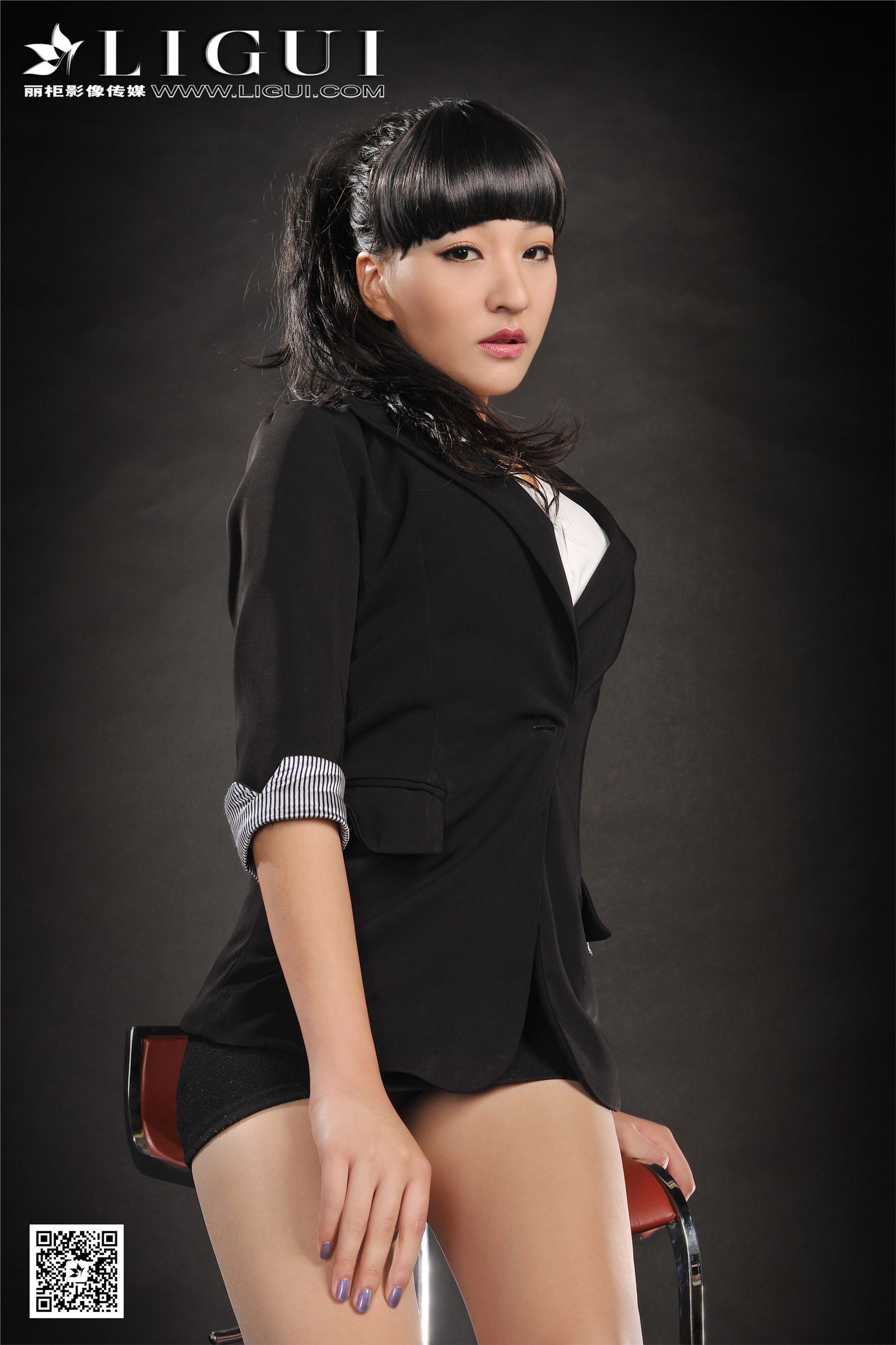 [Ligui丽柜]2016.12.18 网络丽人 Model Amily