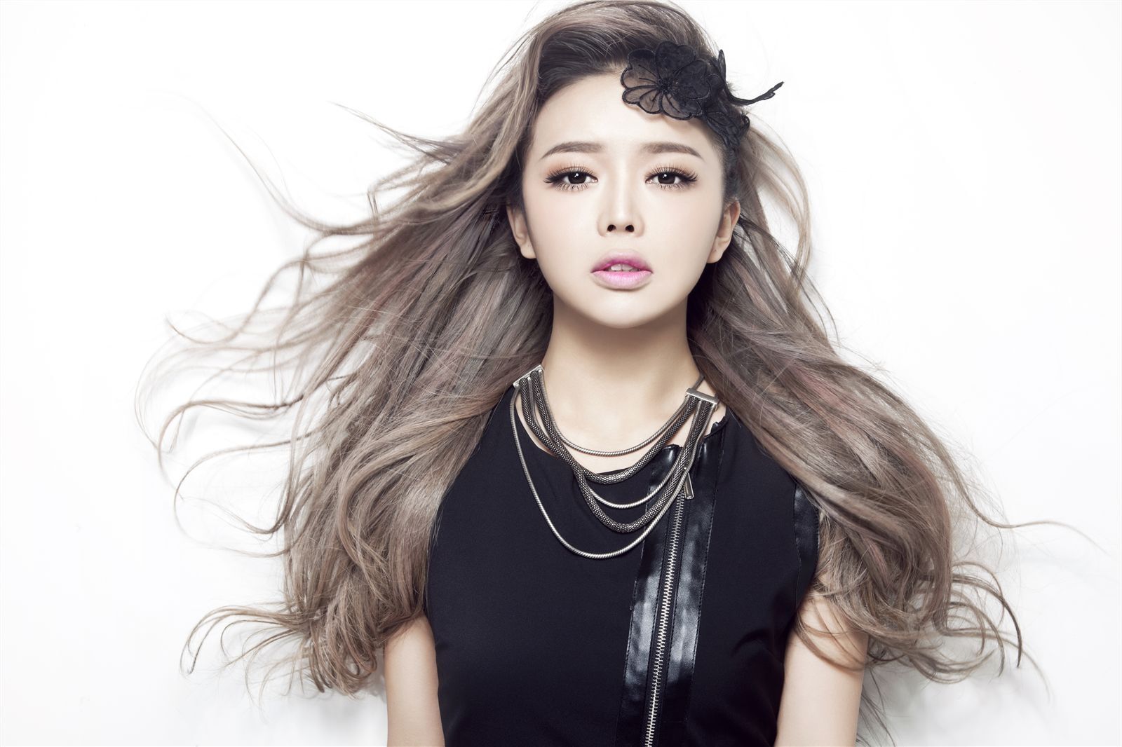 超萌女神内地小滨崎步裴紫绮最新高清超纯情写真大片曝光