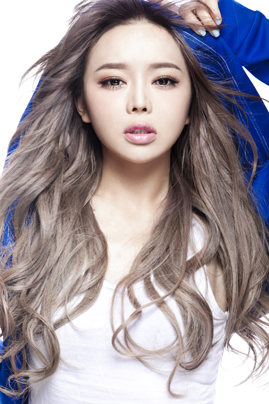 超萌女神内地小滨崎步裴紫绮最新高清超纯情写真大片曝光