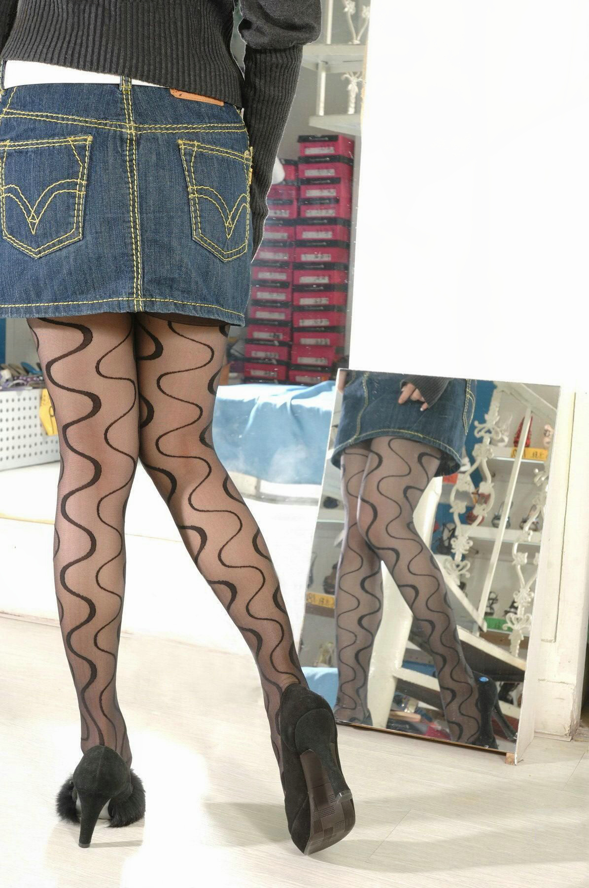 KELLY 妹妹逛街，谁来帮我做导购