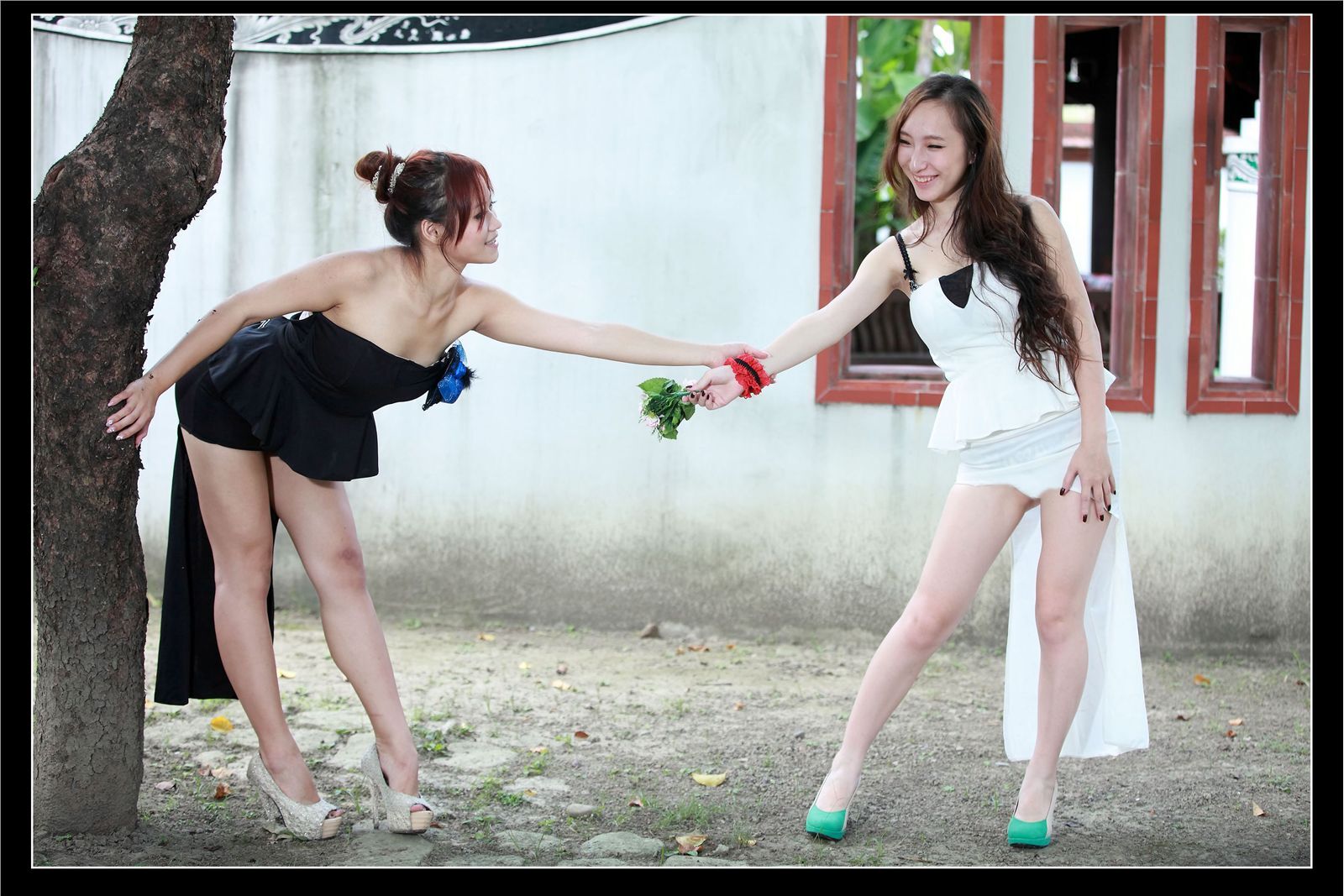 妞妞and泡芙外拍写真