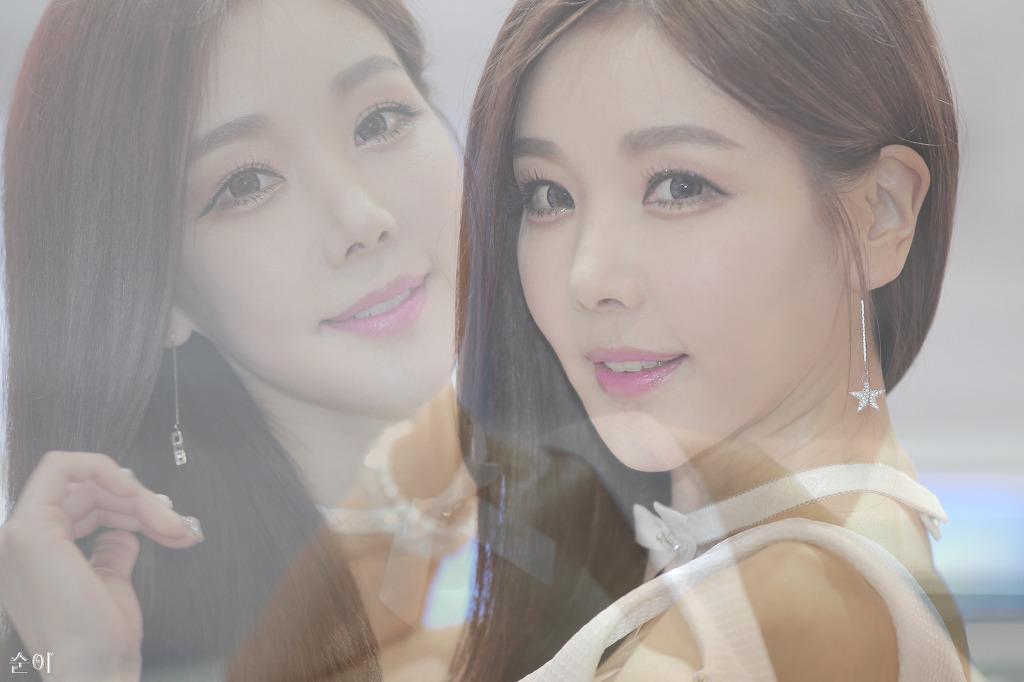 韩国车模李真英车展摄影写真