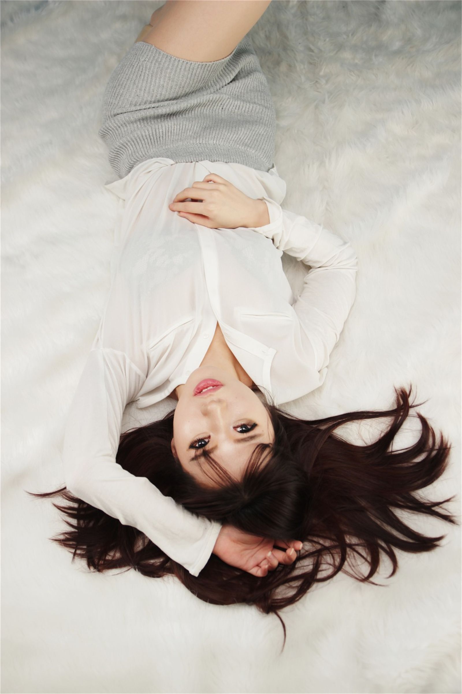 韩国美女宋珠娥-写真纯白玉兔