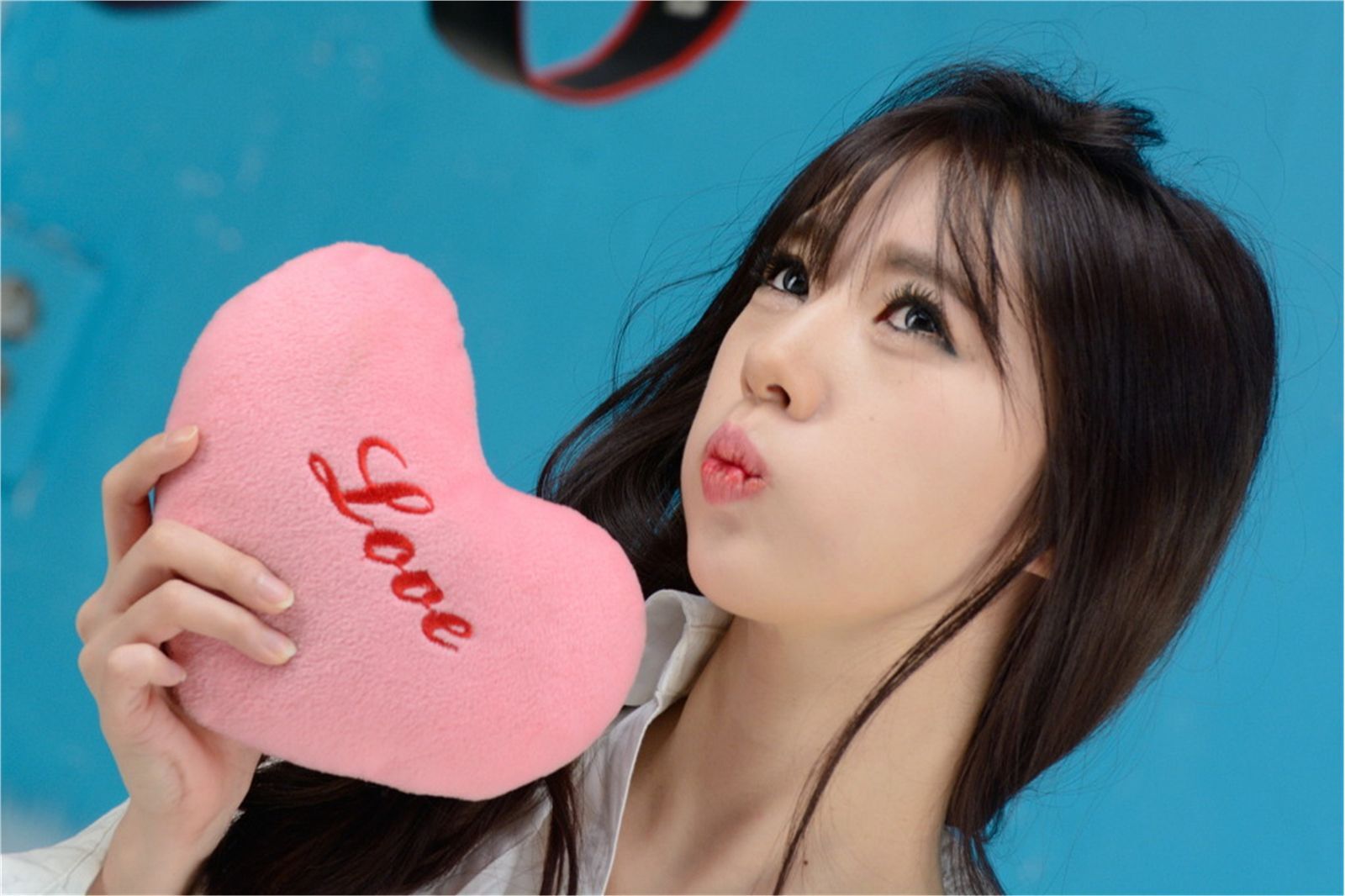 韩国美女宋珠娥-写真纯白玉兔