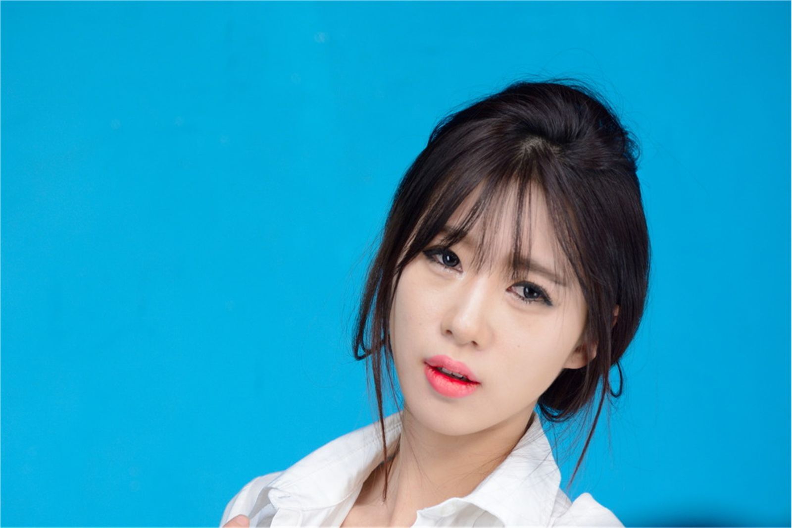 韩国美女宋珠娥-写真纯白玉兔