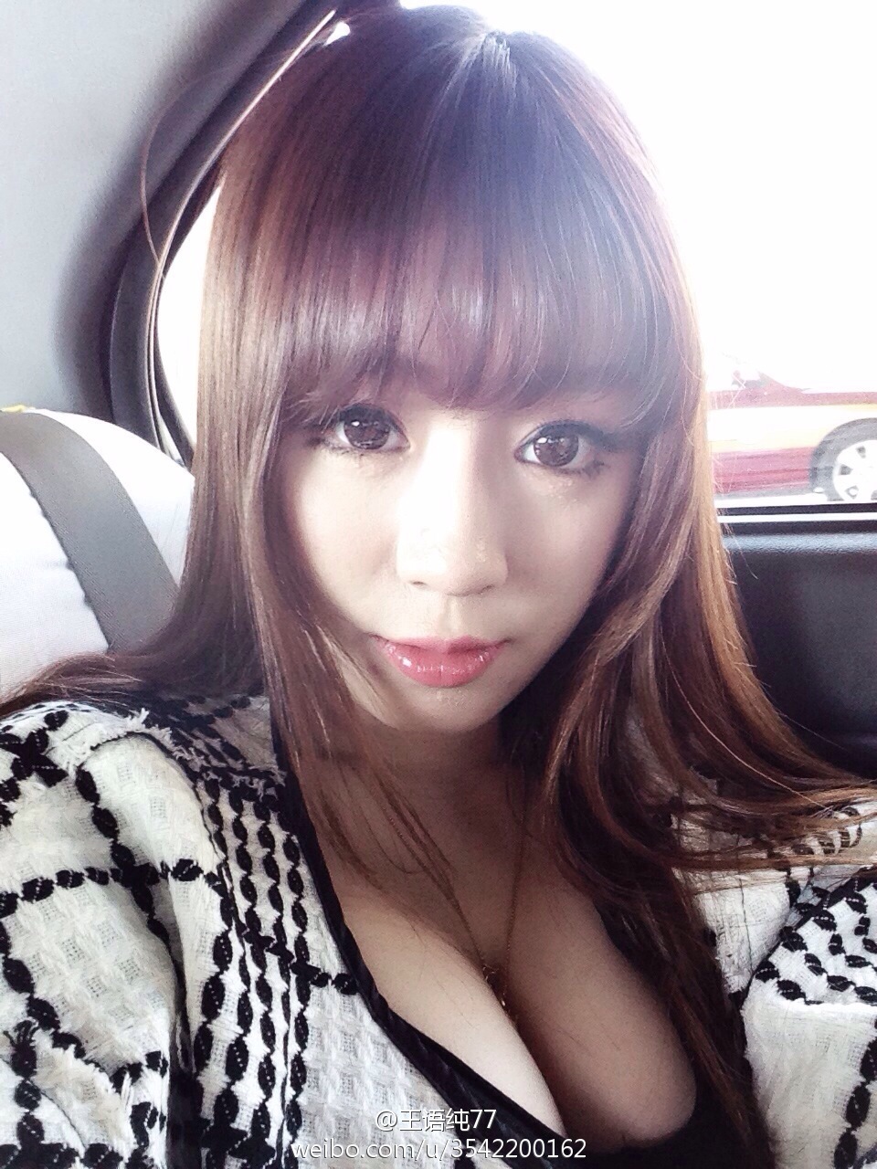 性感女神王语纯高清微博图片合集