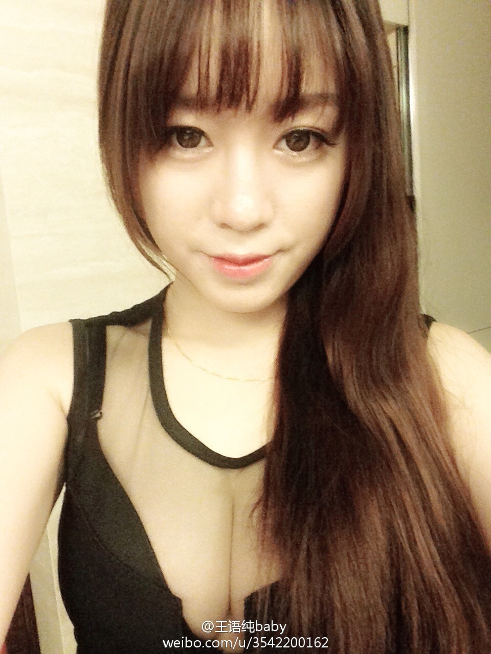 性感女神王语纯高清微博图片合集