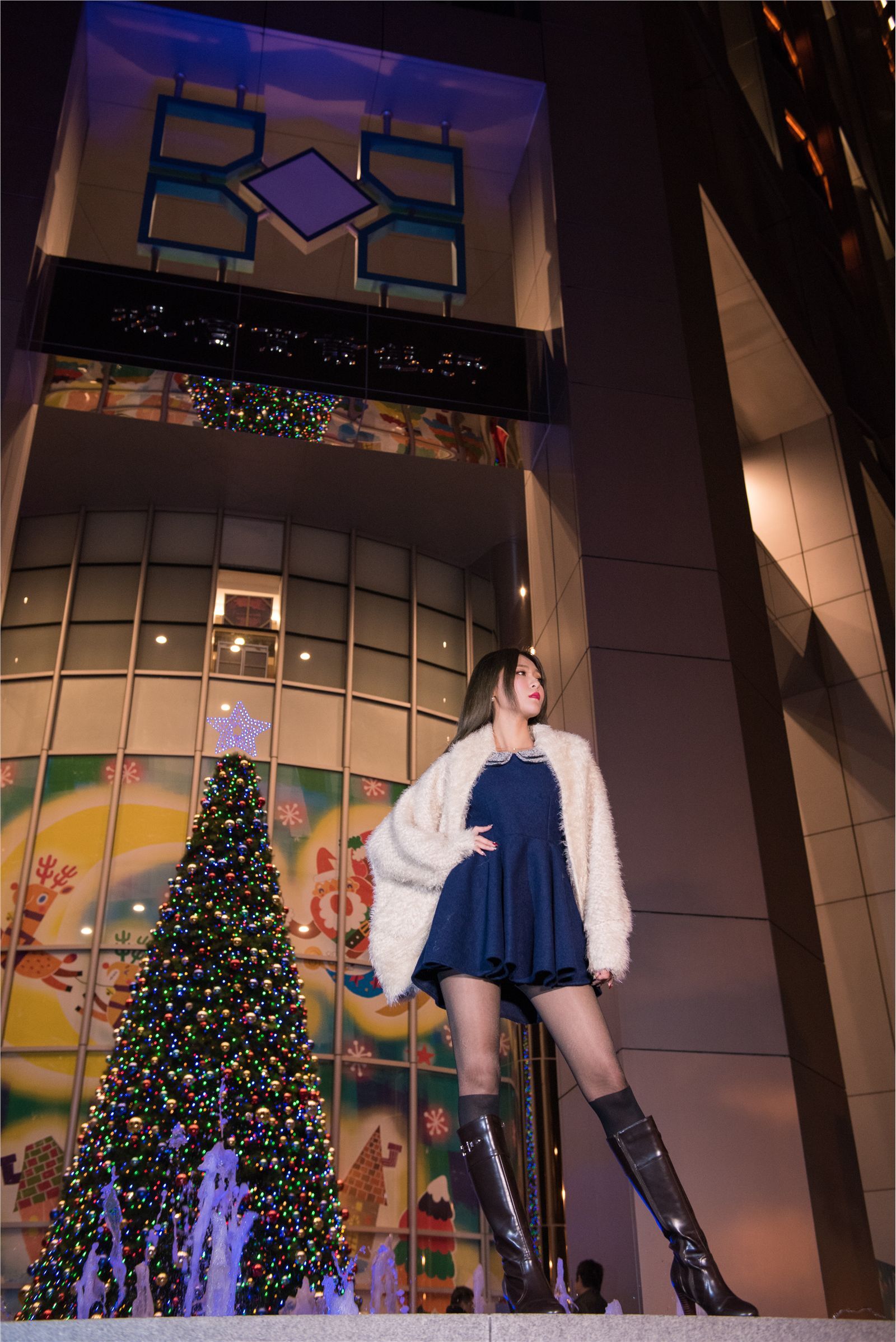 Beautyleg女神-小雪 Winnie新北欢乐耶诞城 圣诞夜拍超清合集