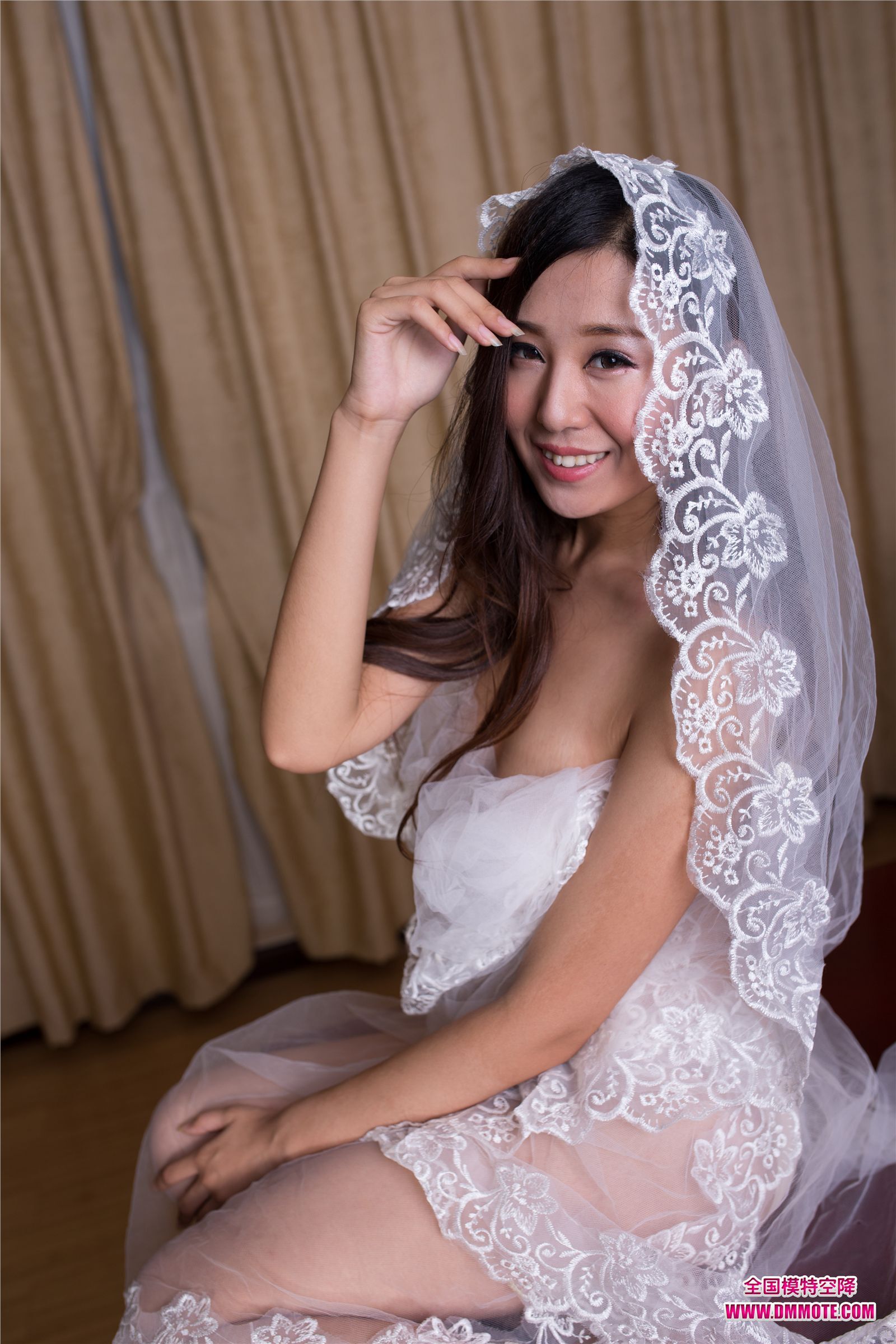 【名模网】2014第2期 女神文文私房大片