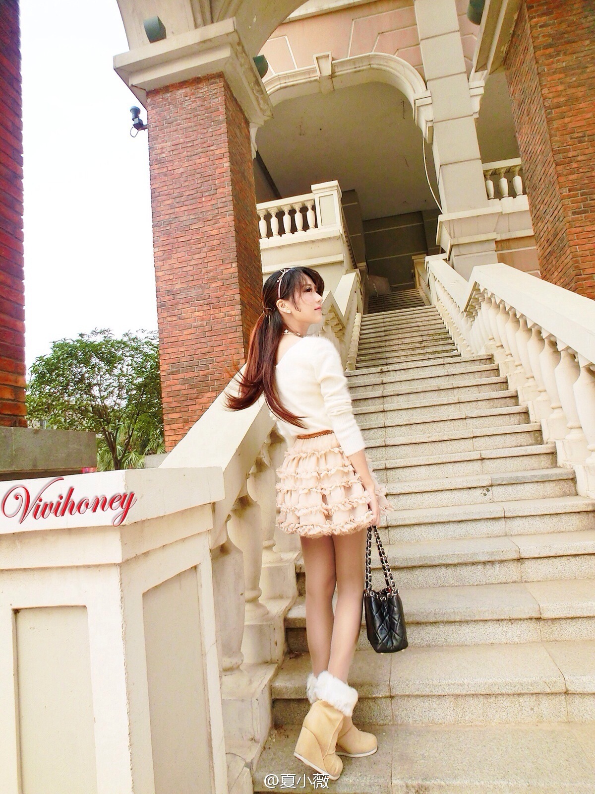 CJ最美主持夏小薇图集