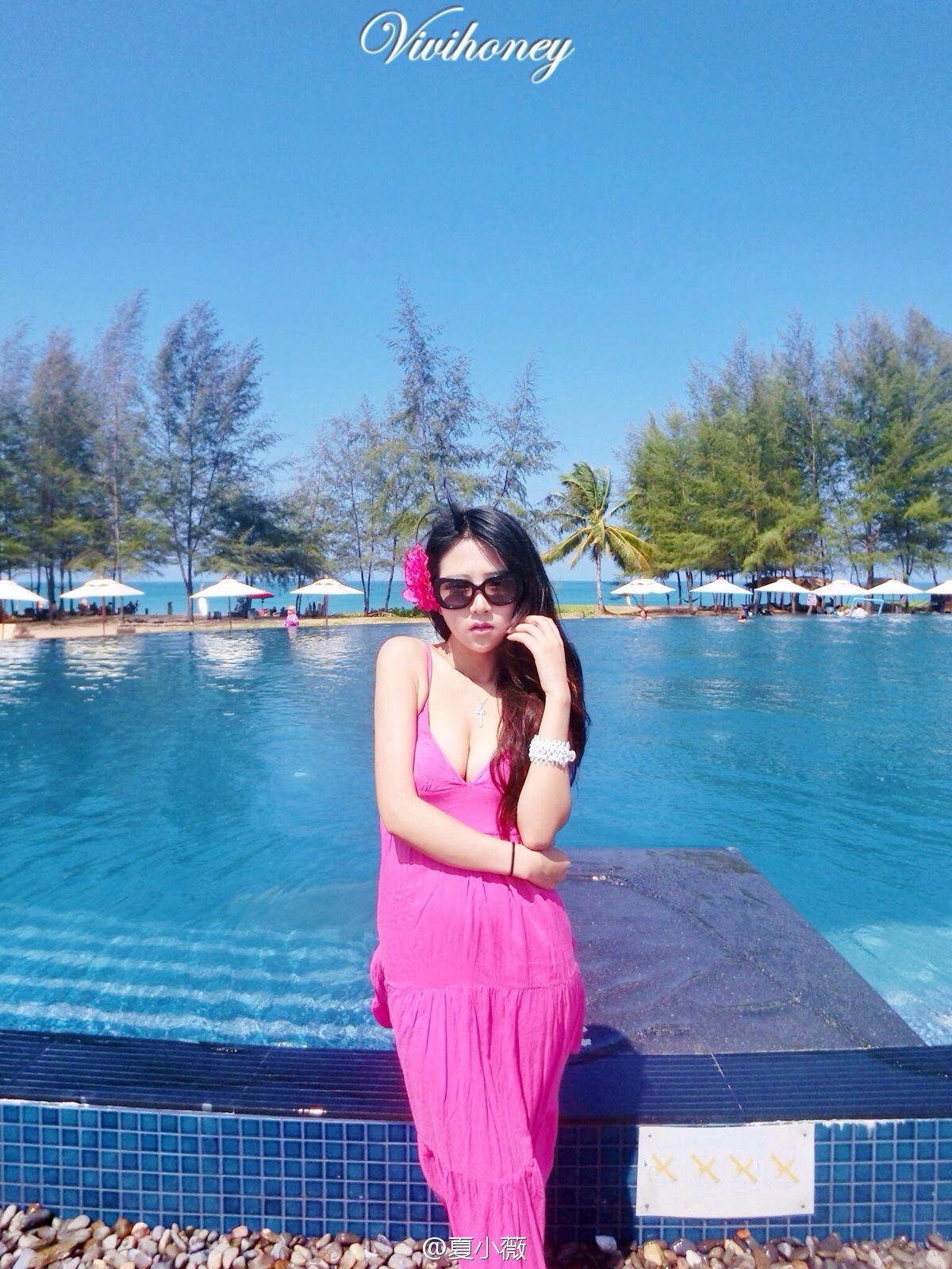 CJ最美主持夏小薇图集