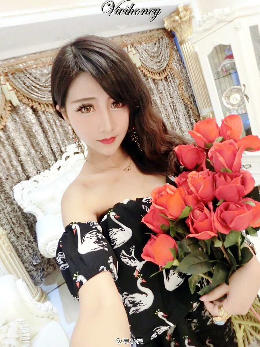 CJ最美主持夏小薇图集