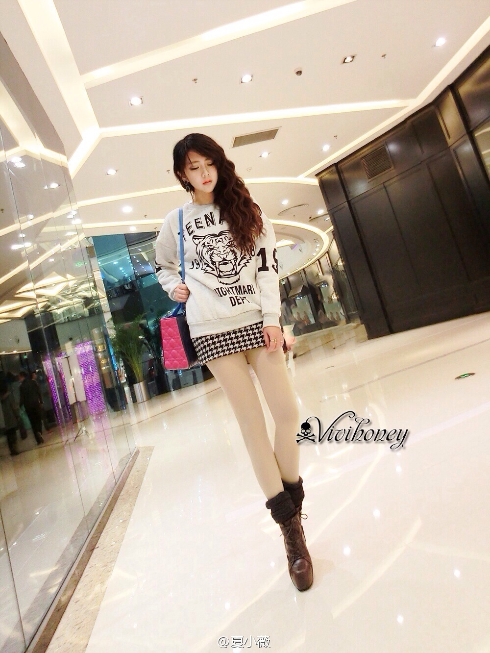 CJ最美主持夏小薇图集