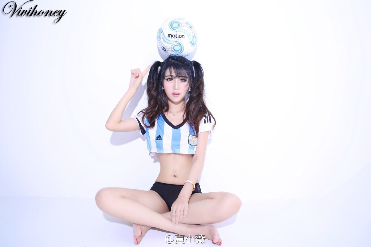 CJ最美主持夏小薇图集