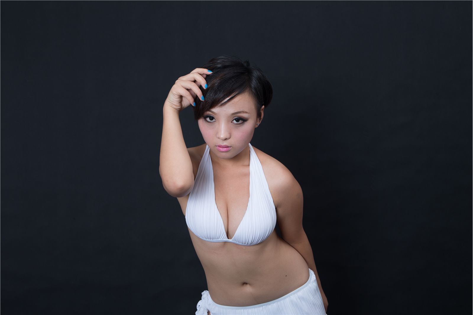 [大名模网]2015第7期女神牛妞房大片