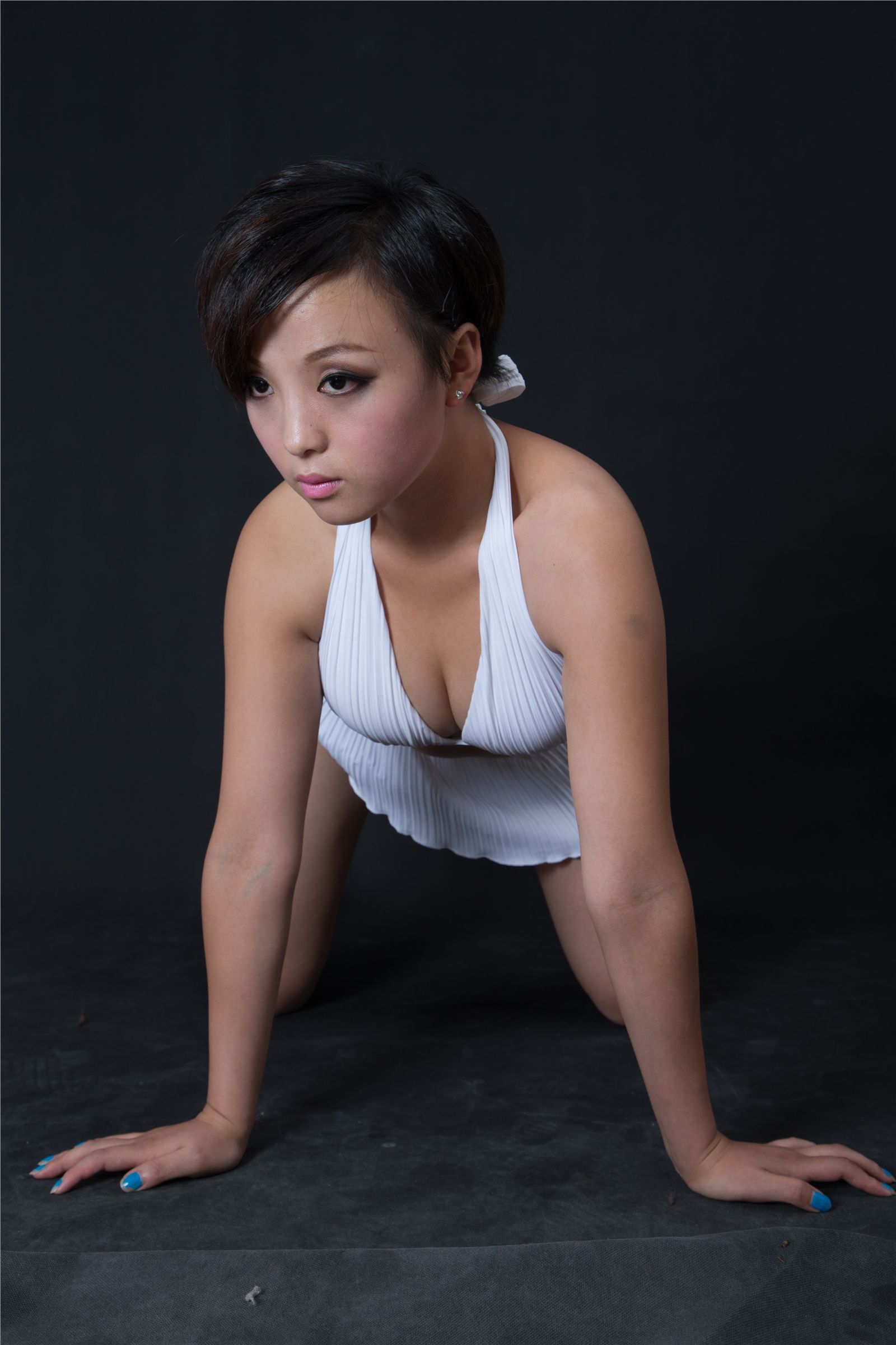 [大名模网]2015第7期女神牛妞房大片