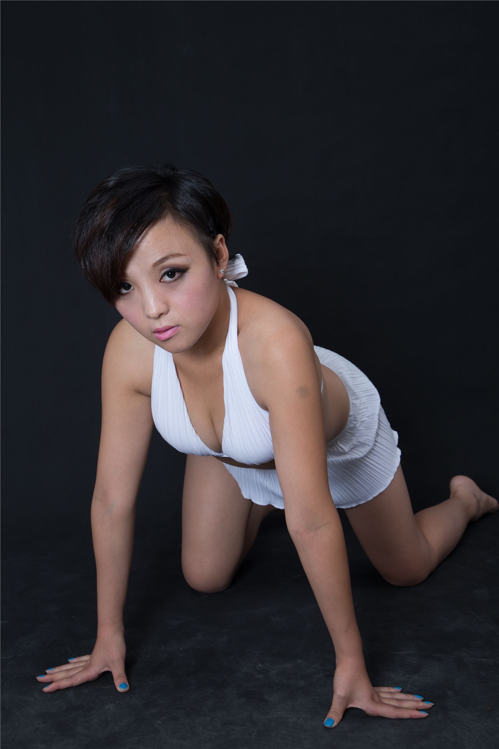 [大名模网]2015第7期女神牛妞房大片