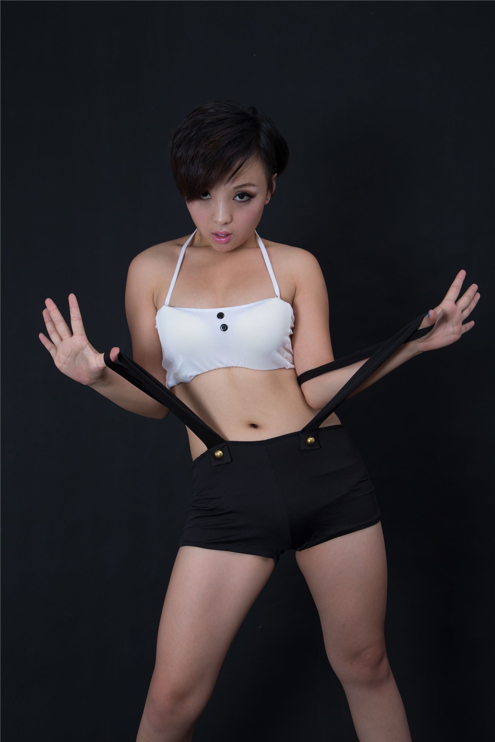 [大名模网]2015第7期女神牛妞房大片