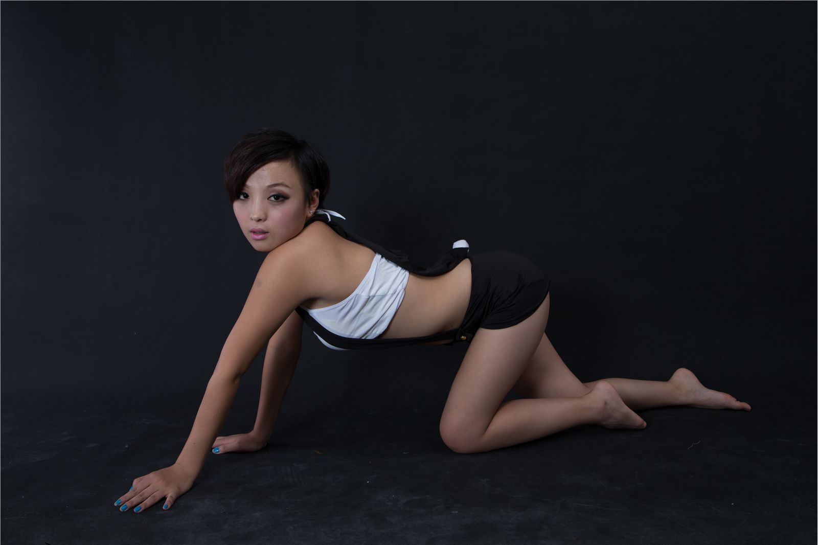 [大名模网]2015第7期女神牛妞房大片