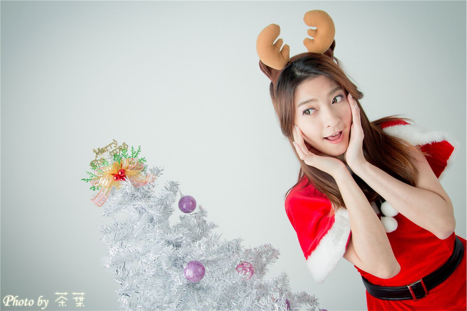 极品台湾正妹高材生李思娴卖萌圣诞装