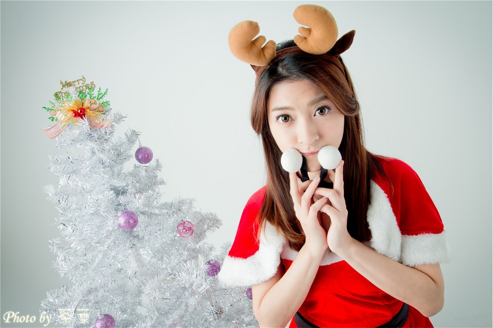 极品台湾正妹高材生李思娴卖萌圣诞装