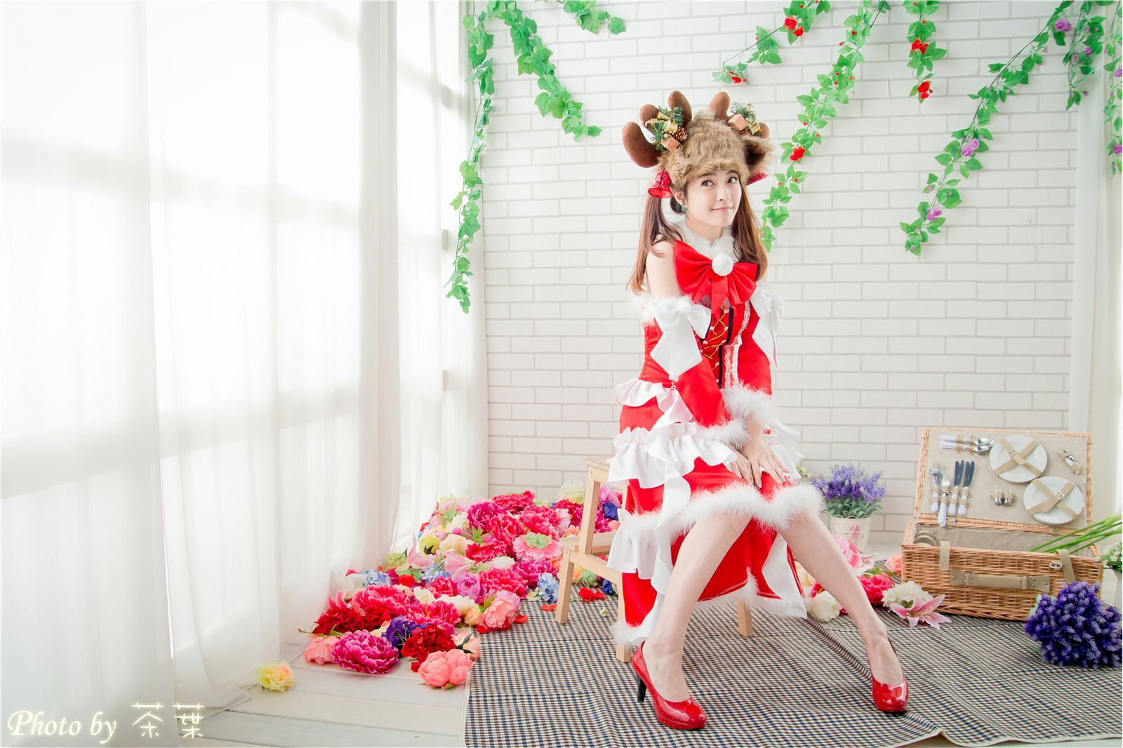 极品台湾正妹高材生李思娴卖萌圣诞装