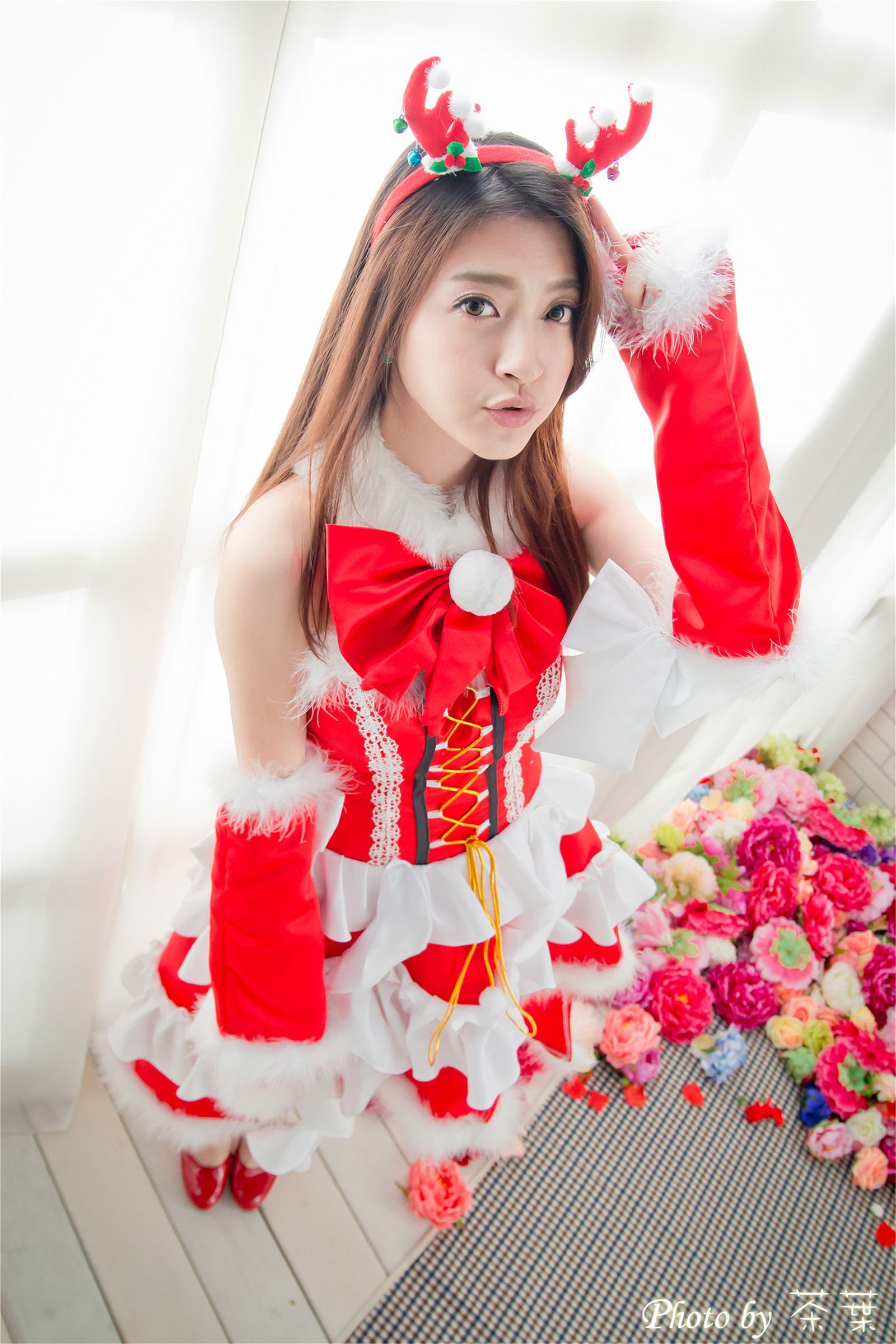 极品台湾正妹高材生李思娴卖萌圣诞装