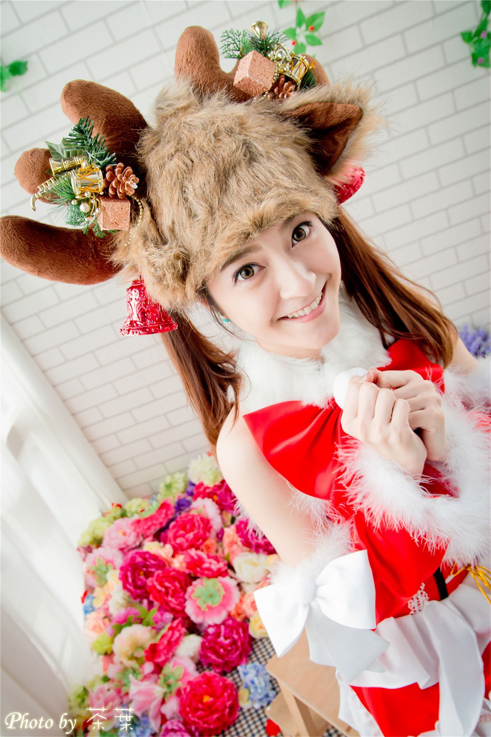 极品台湾正妹高材生李思娴卖萌圣诞装