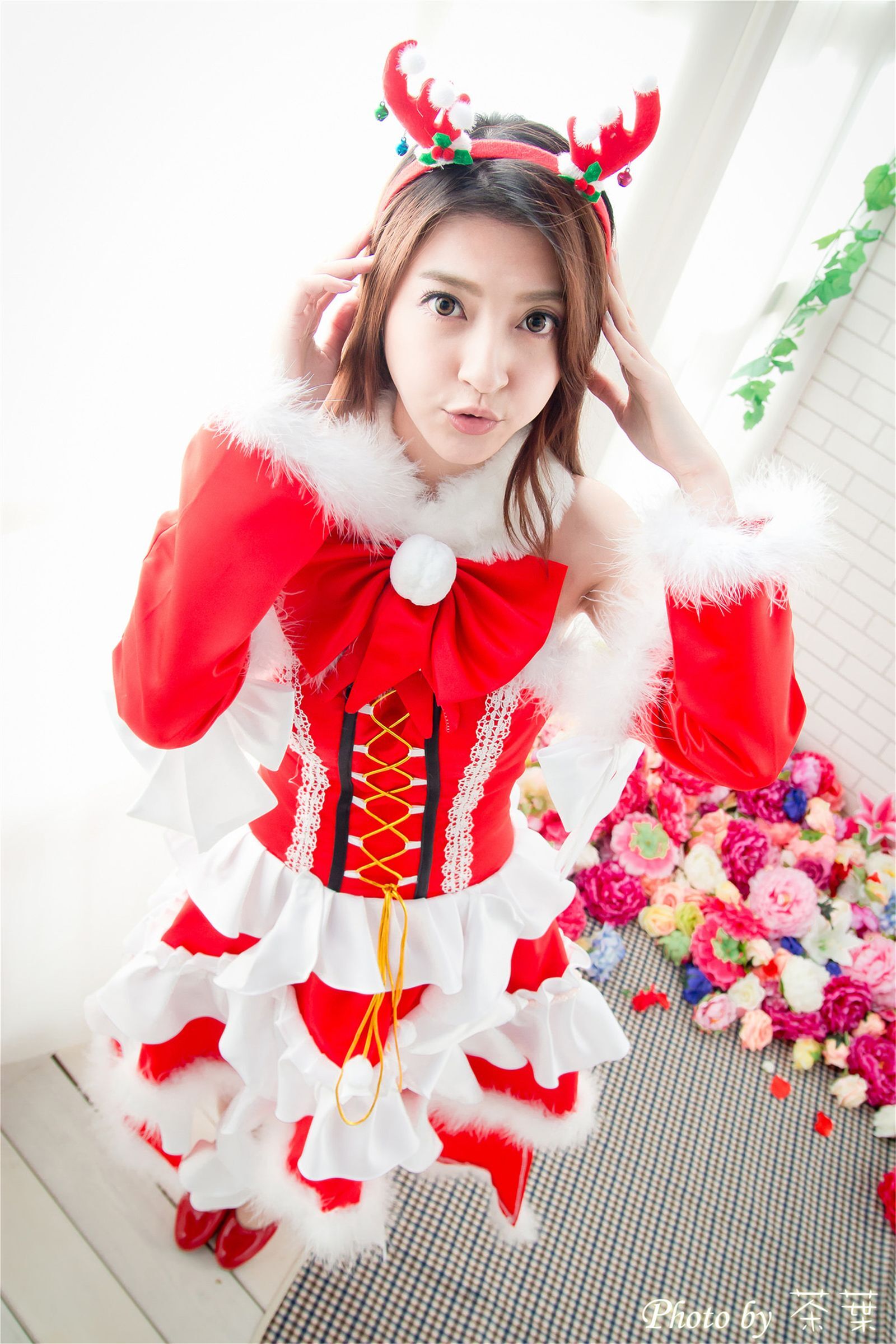 极品台湾正妹高材生李思娴卖萌圣诞装