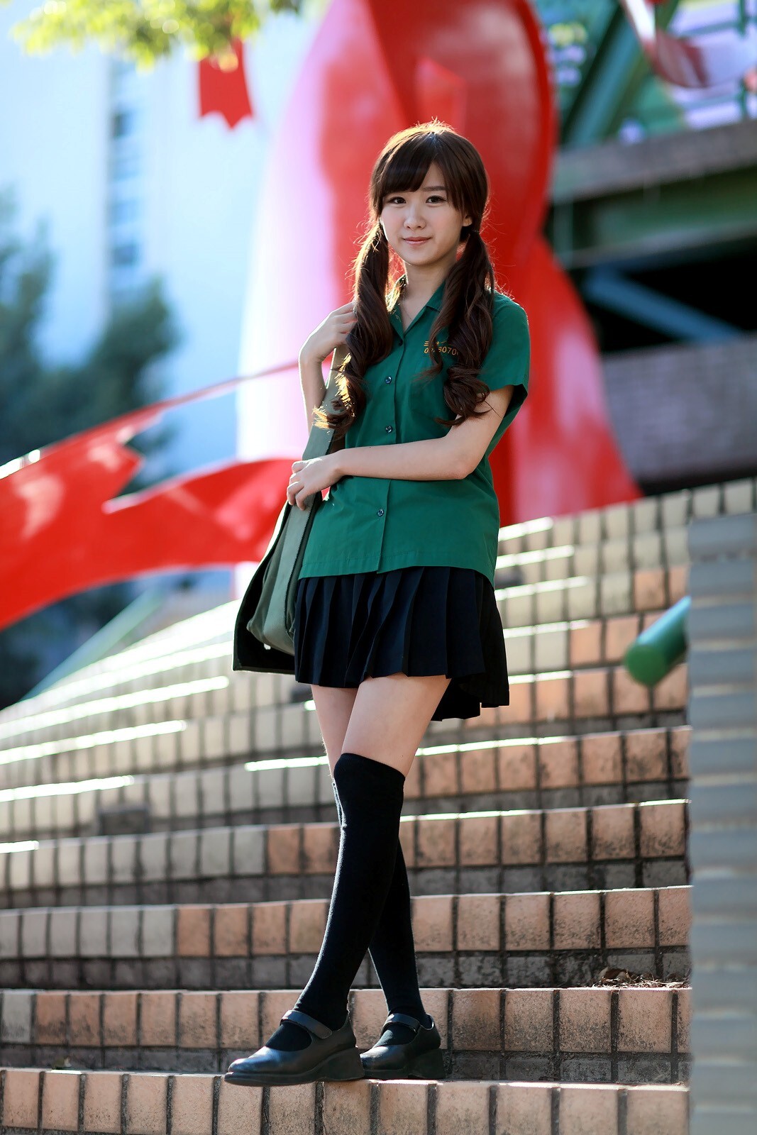 可爱清纯美女李思娴-北一女中制服外拍