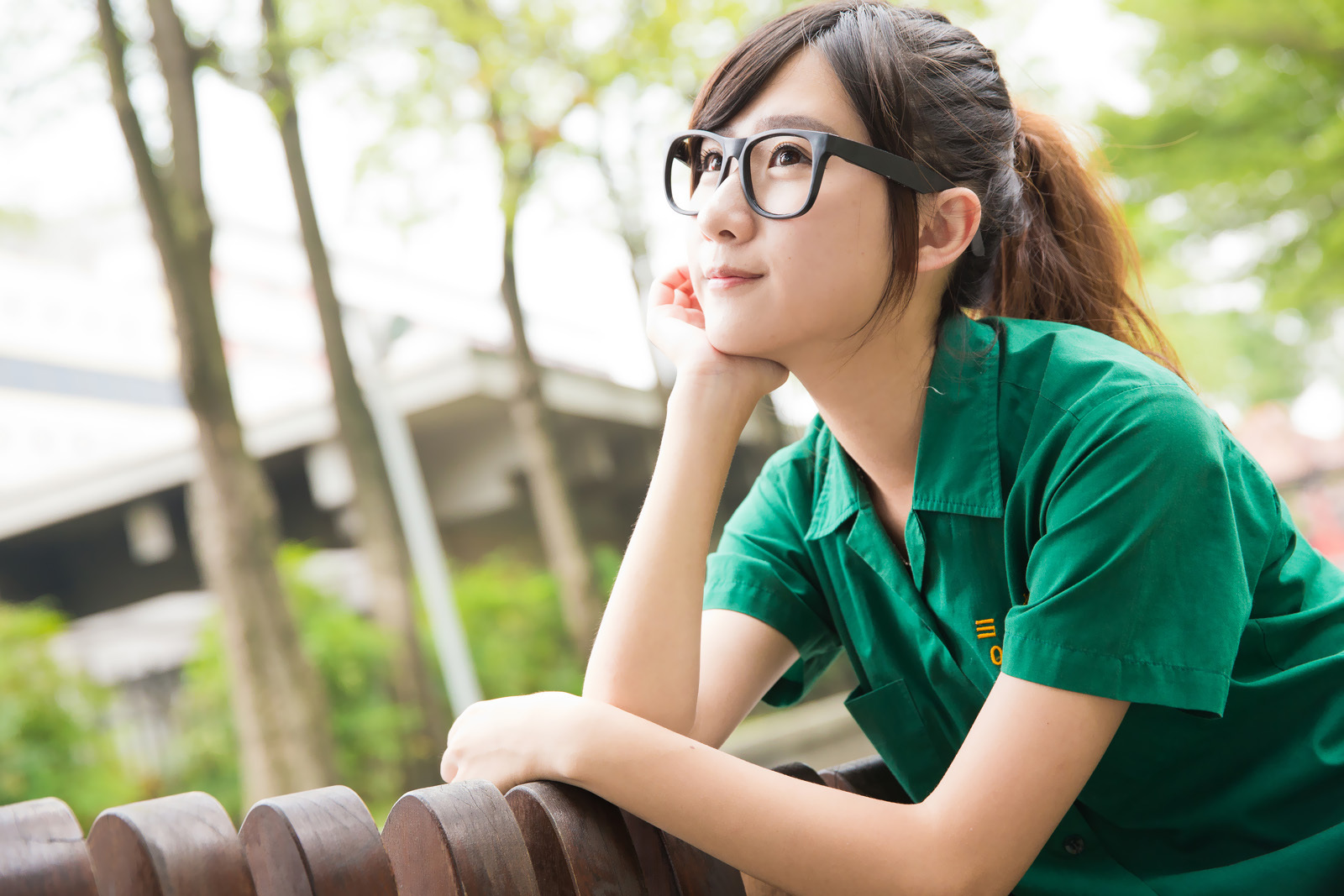 可爱清纯美女李思娴-北一女中制服外拍