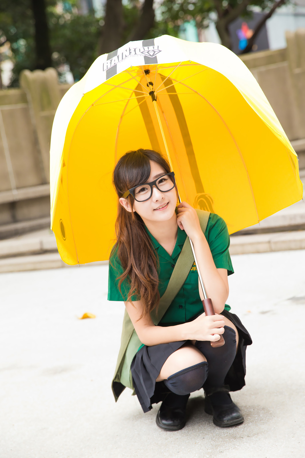 可爱清纯美女李思娴-北一女中制服外拍