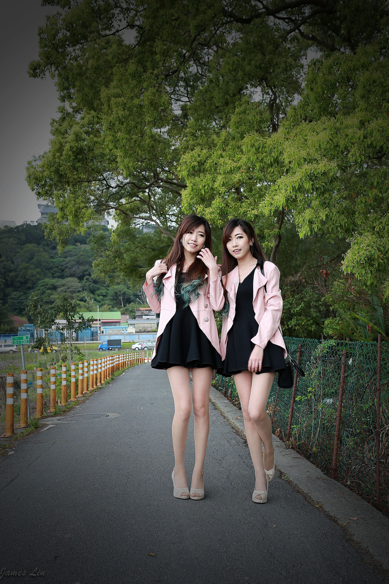 清纯美女双生花外拍