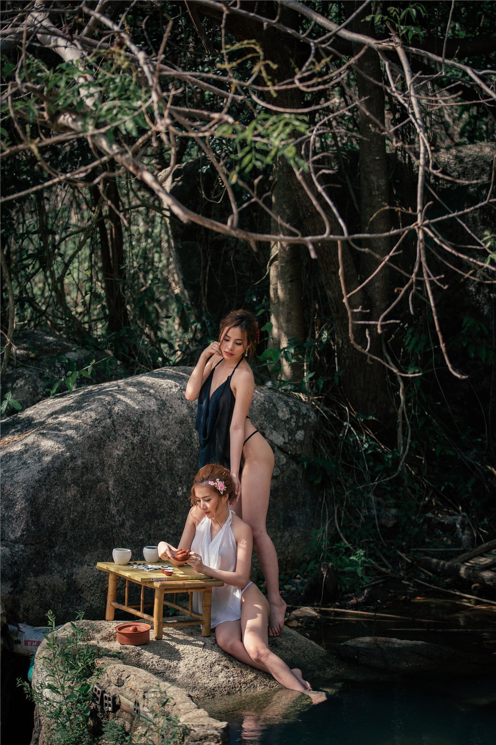 越南名模Thuy Nga Phm 越南陶瓷写真