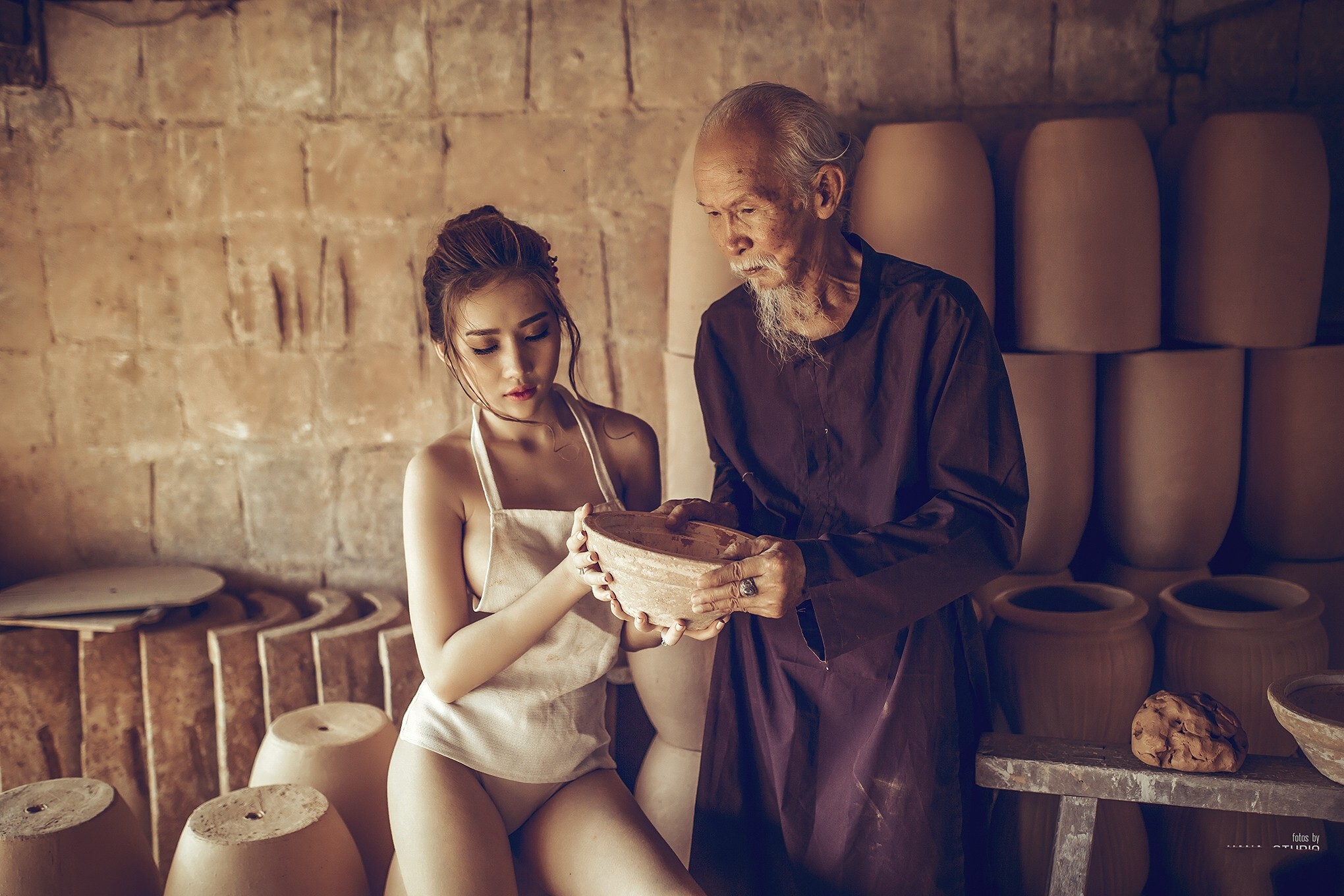 越南名模Thuy Nga Phm 越南陶瓷写真