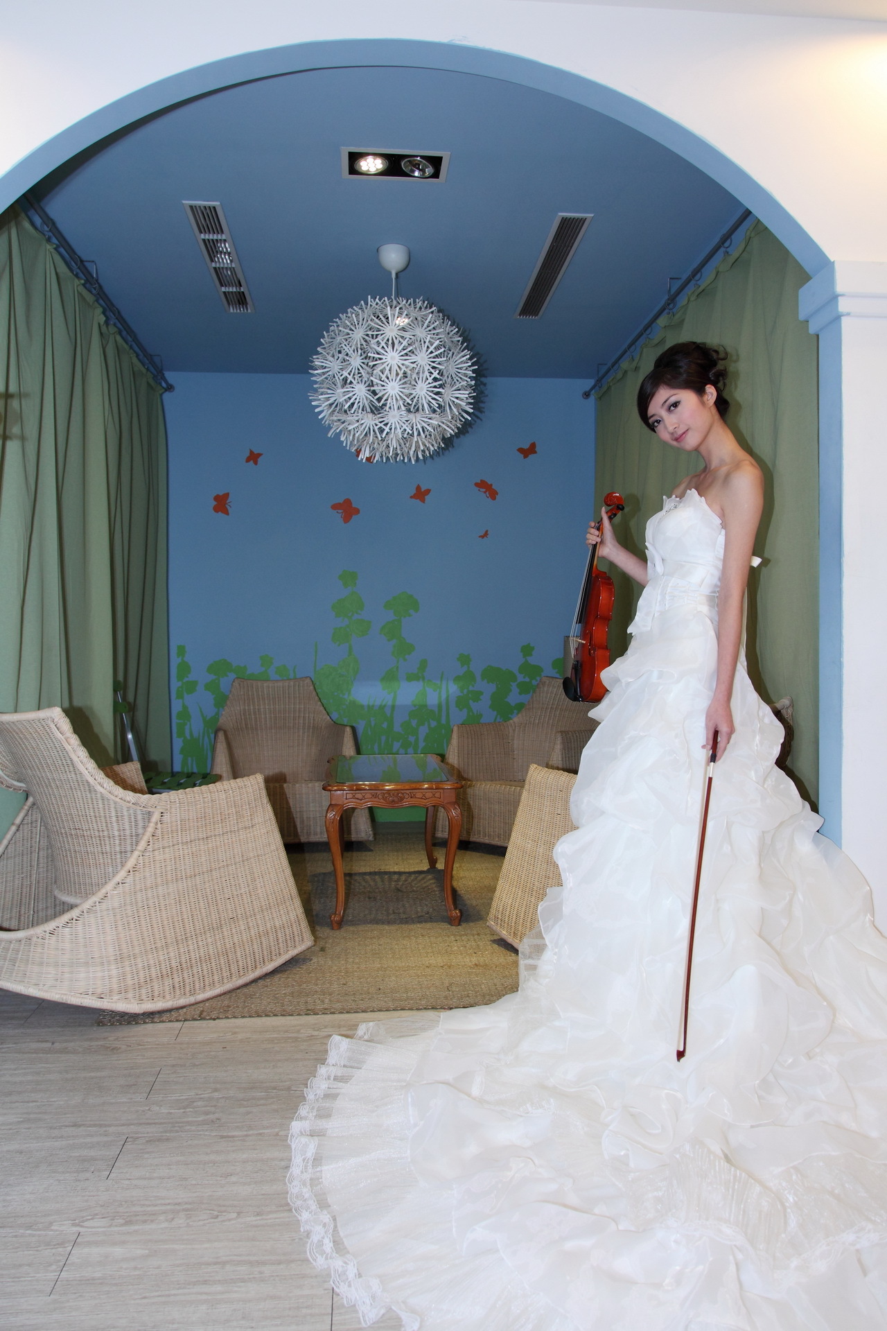 台湾清纯女神Emily 清新外拍写真合集