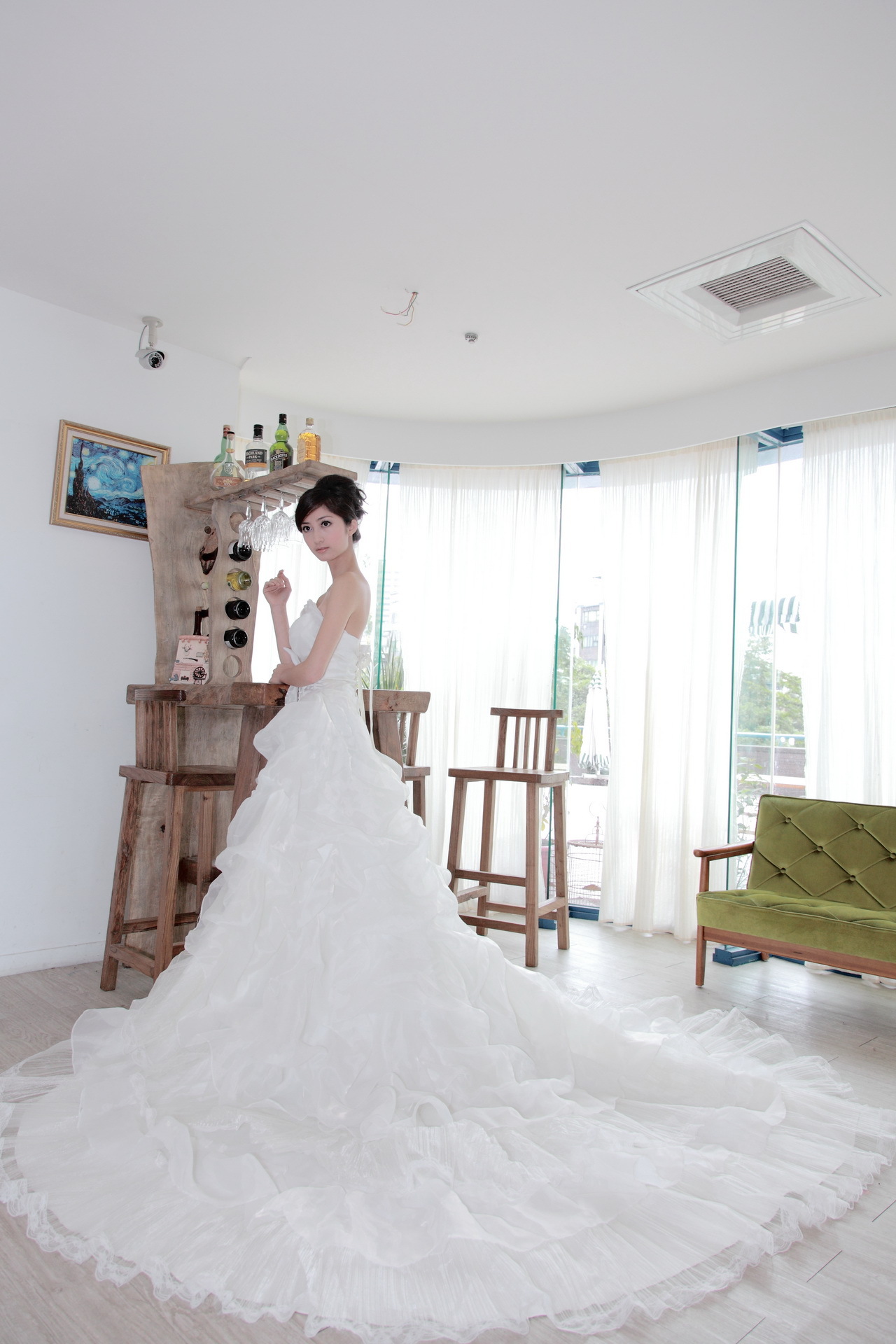 台湾清纯女神Emily 清新外拍写真合集