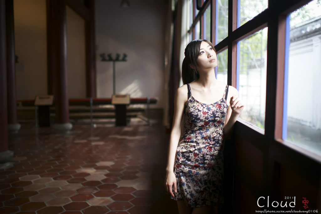 台湾清纯女神Emily 清新外拍写真合集