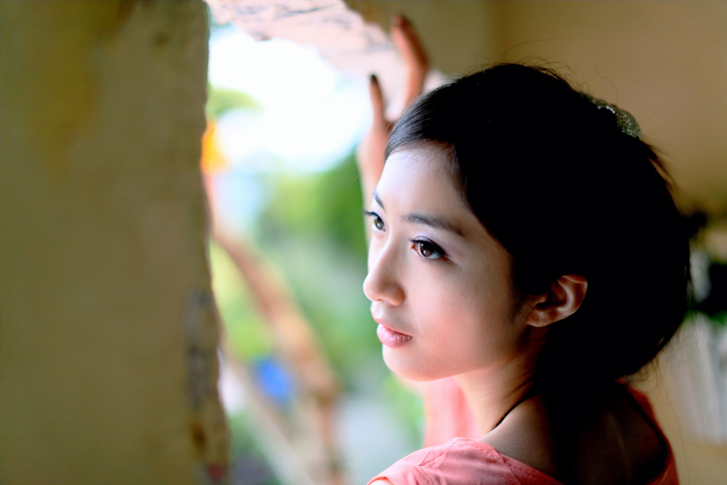 台湾清纯女神Emily 清新外拍写真合集