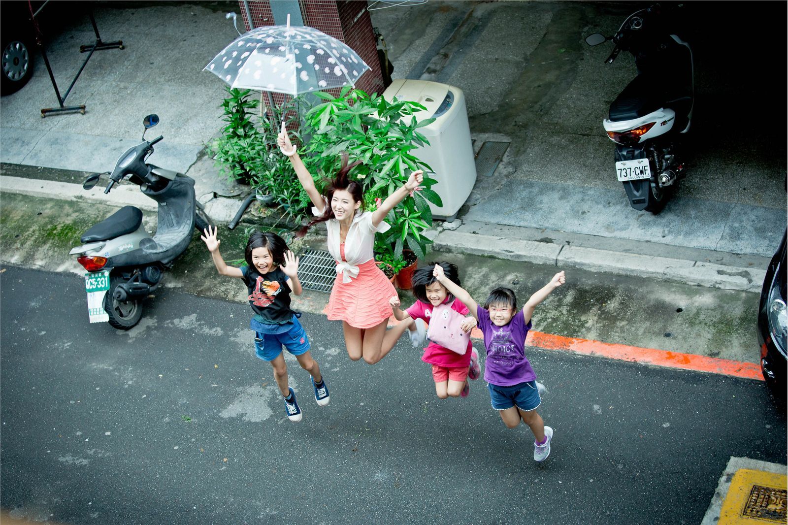 Kila晶晶(廖挺伶)環南公寓外拍