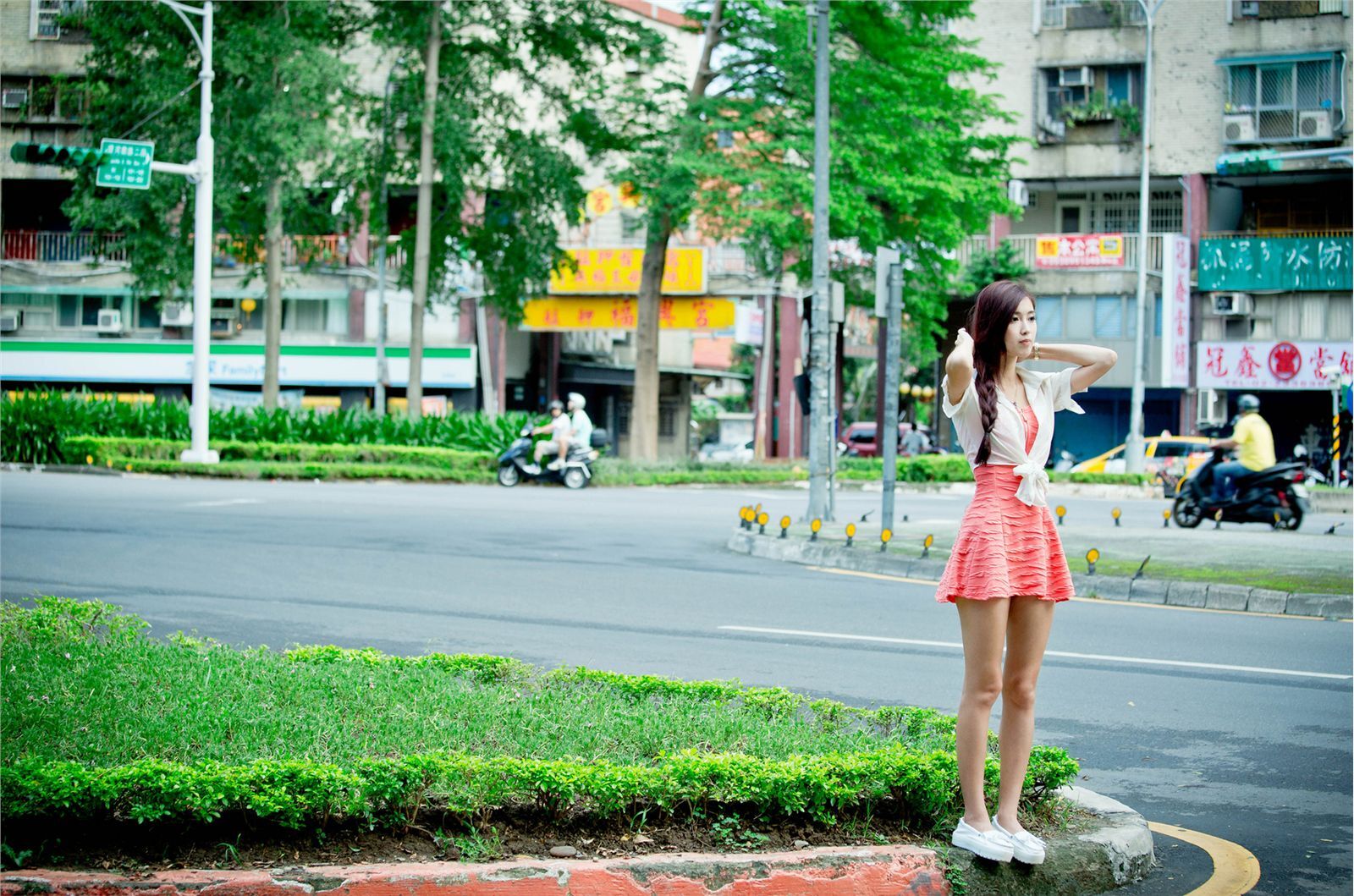 Kila晶晶(廖挺伶)環南公寓外拍