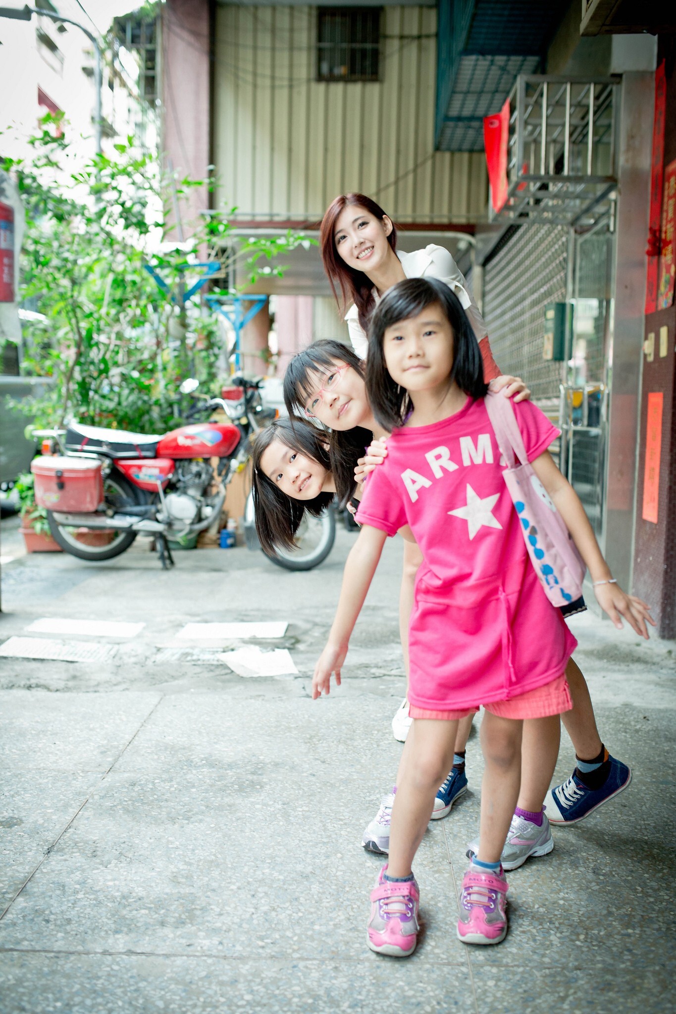 Kila晶晶(廖挺伶)環南公寓外拍