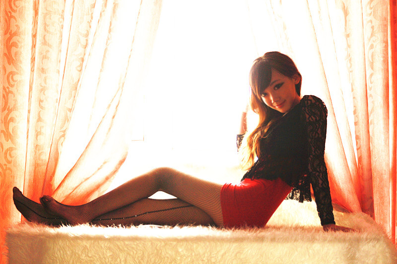 Susie丝袜美腿图片