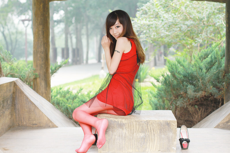 Susie丝袜美腿图片