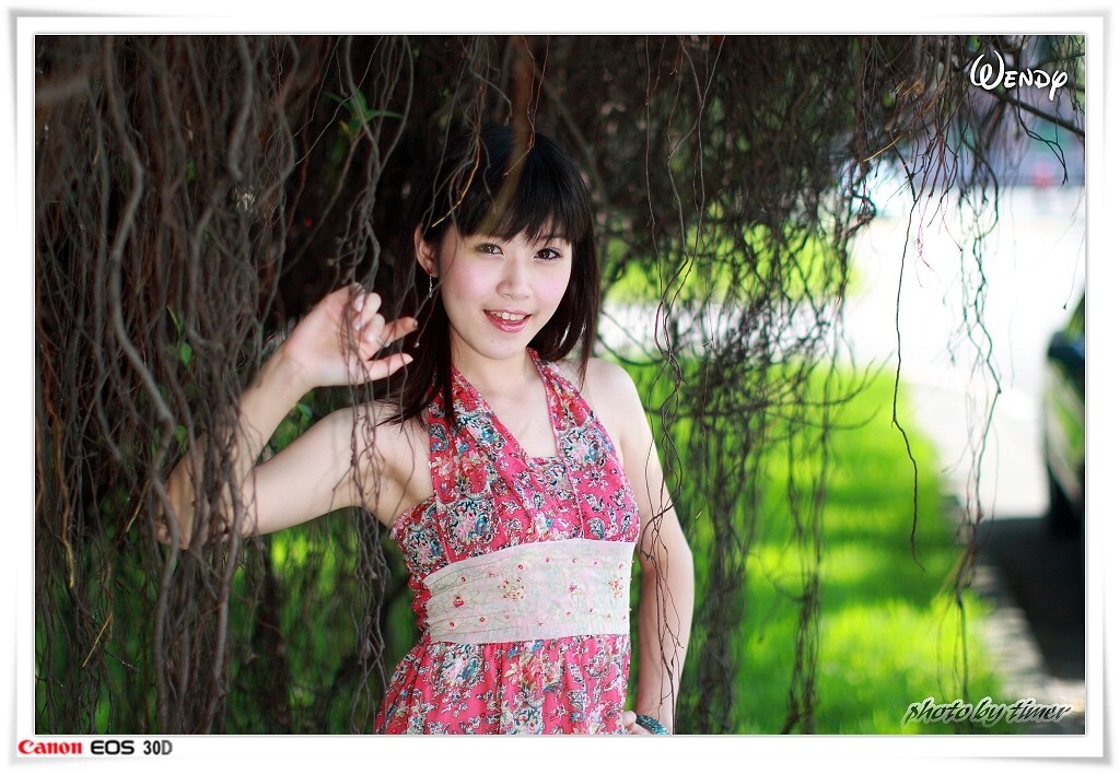 台湾清纯美女-Wendy-清華大學外拍