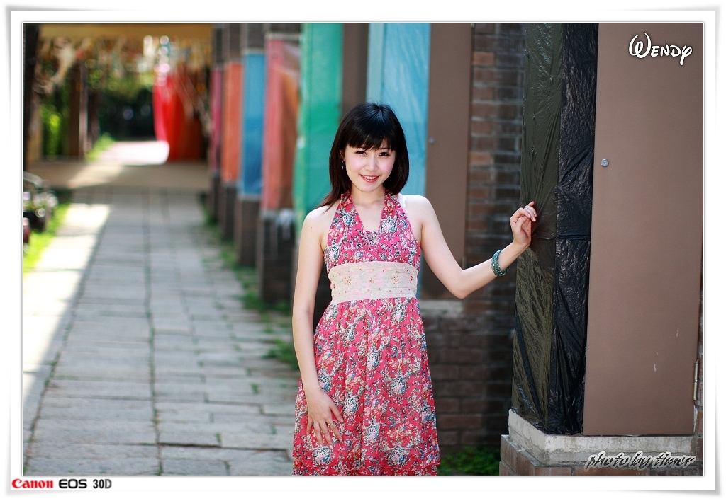 台湾清纯美女-Wendy-清華大學外拍